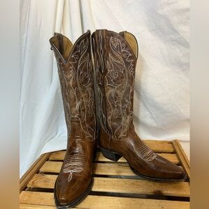 Idyllwind Sweet Tea Western Brown Boots w/Embroidery & Studs. Women's Size 7.5B